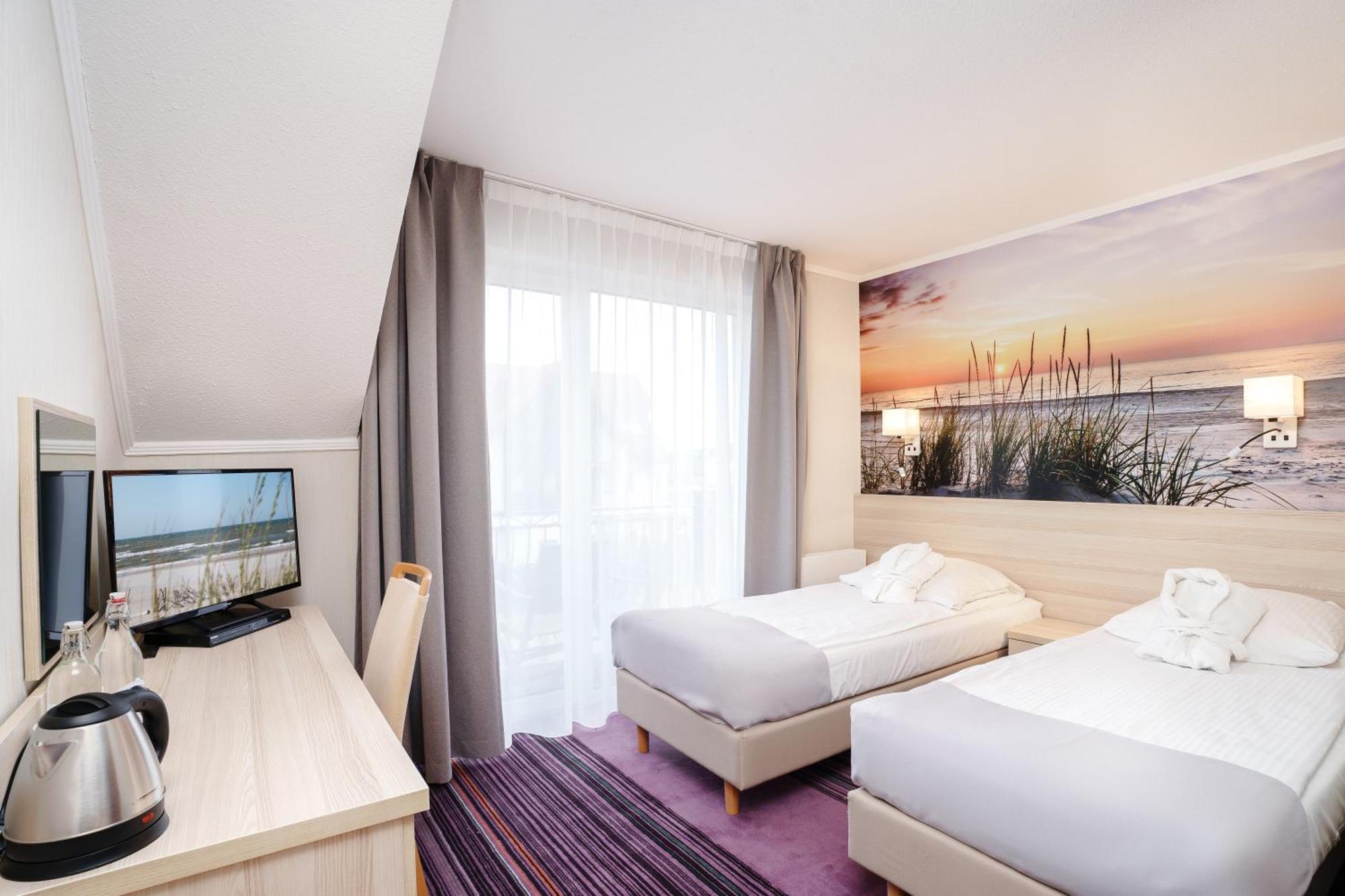 Hotel Spa Activia Jastrzębia Góra Exterior foto